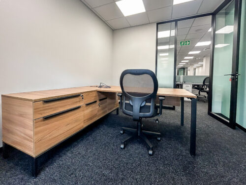 Titan Executive Desk - Image 4