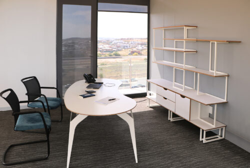Shell Executive Desk - Image 4